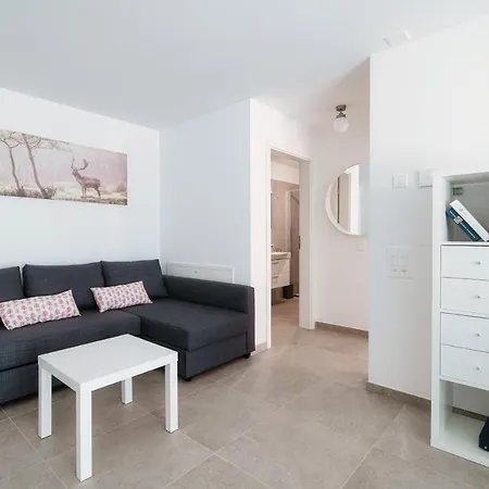 1 By Quokka 360 - A One-bedroom In The Moesano Valley